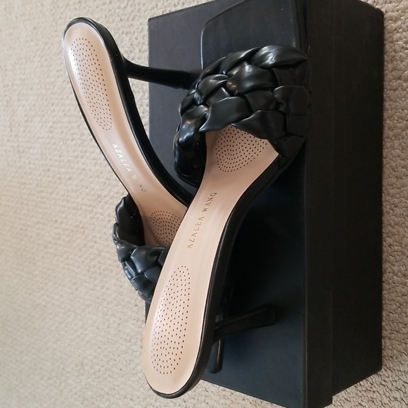 🌻 HOST PICK 🌻Azalea Wang woven slides - Picture 5 of 10